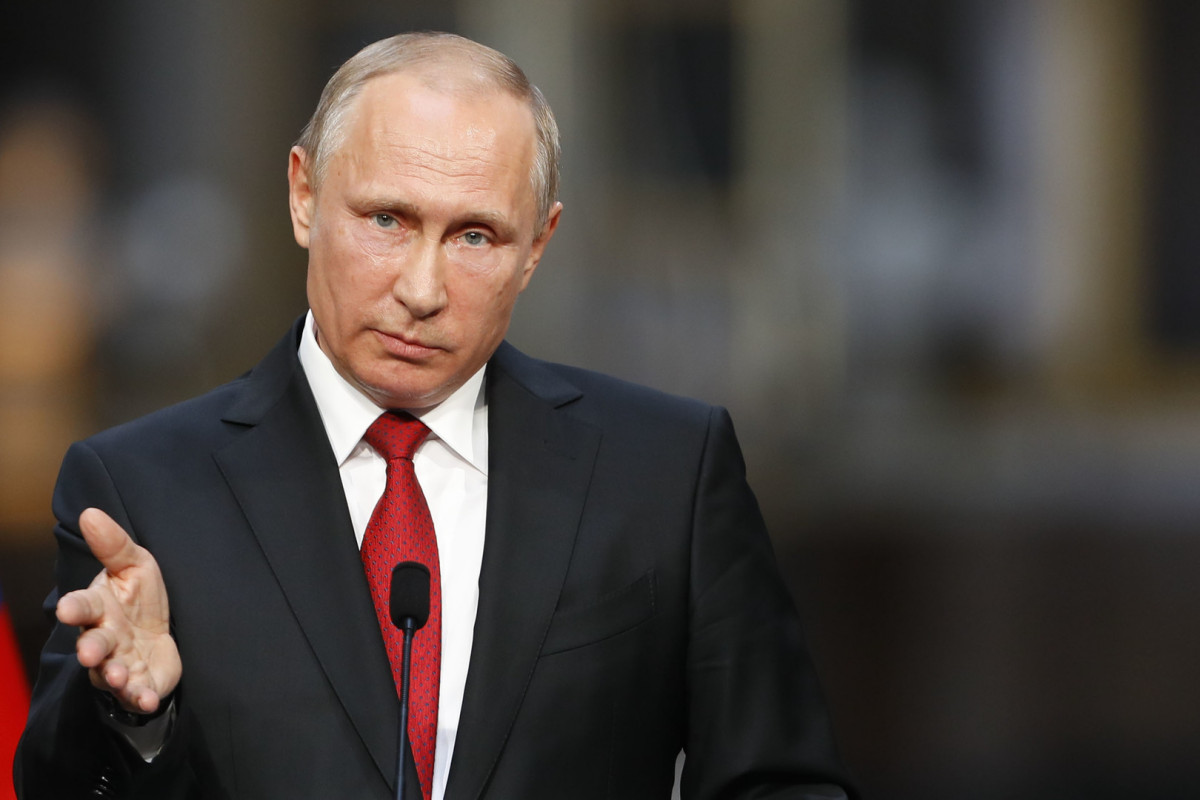 Владимир Путин потребовал повысить контроль за госзакупками