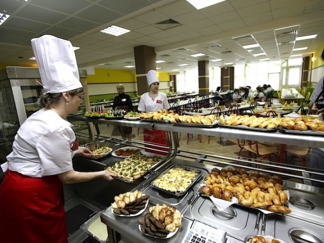 Новый законопроект улучшит качество еды в школах и больницах