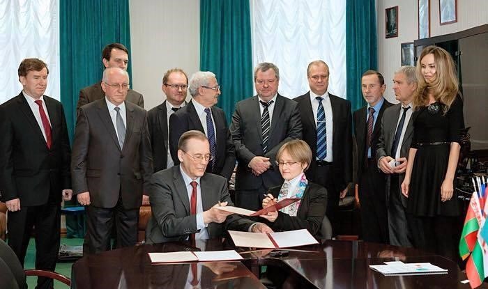 “Роснефть” стала крупнейшим госзаказчиком фонда “дочери Путина”