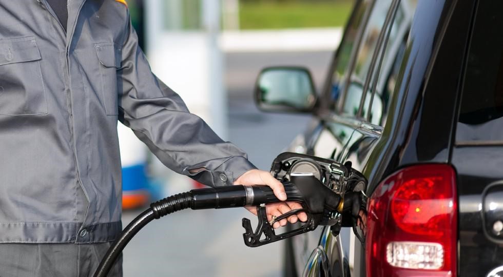Цены на бензин в госзакупках уже выросли на 10%