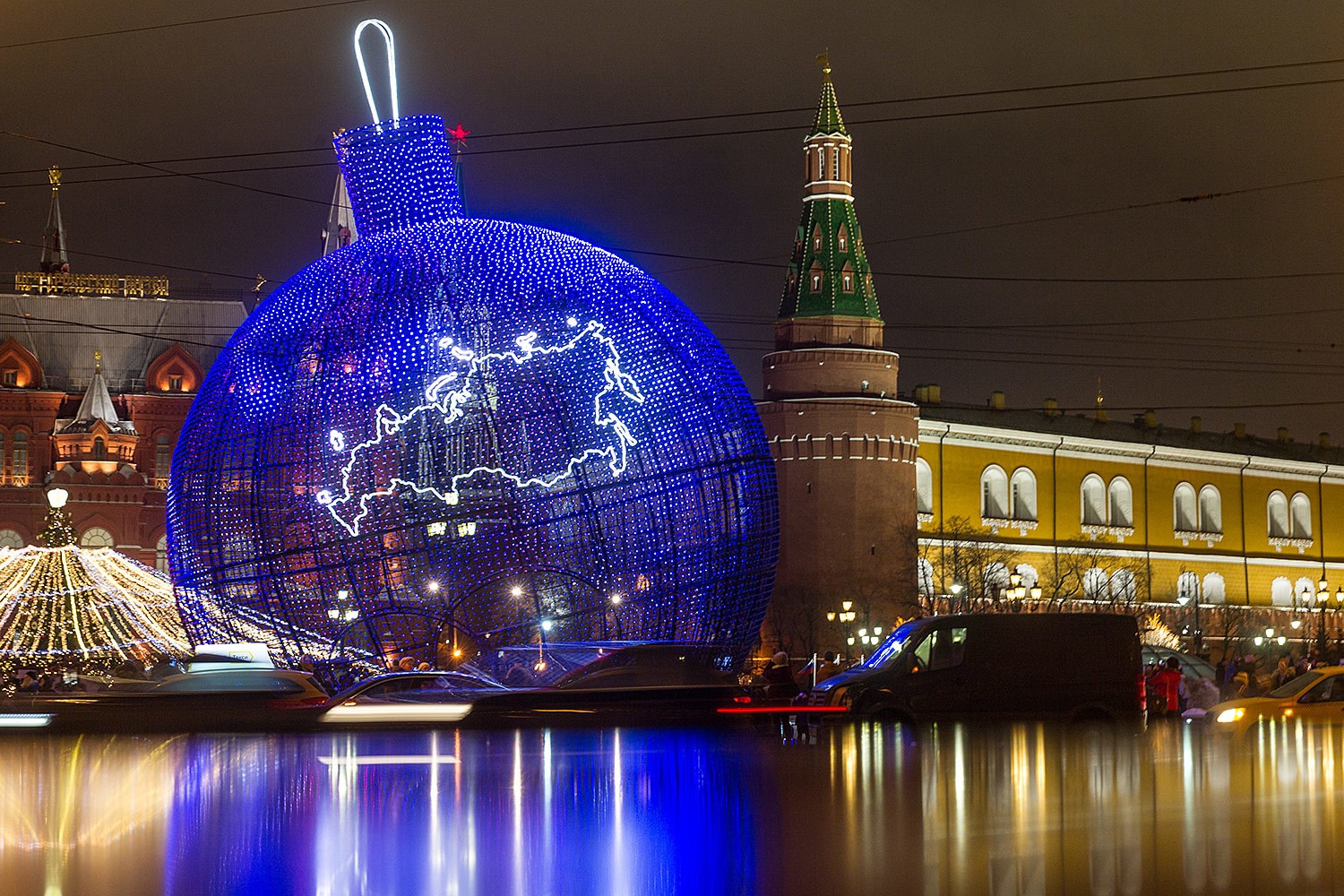 Миллиард под ёлку: в Москве посчитали траты на празднование Нового года