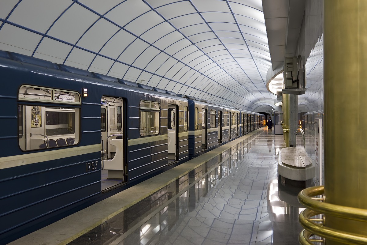 Петербургский метрополитен ищет исполнителя для расширения депо