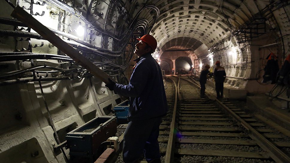 Строители петербургского метро начали забастовку из-за долгов по зарплате
