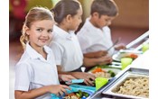 Разъяснены нюансы закупок услуг по организации питания учащихся