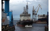 Россия продолжит строительство ледоколов военного назначения 