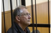 Бывший руководитель Ростехнадзора Слабиков также признал свою вину, что раньше сделала его дочь