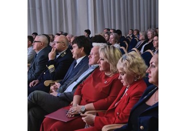 Руководитель Кемеровского УФАС вручила награды Кузбасскому политеху за сотрудничество в его День рождения
