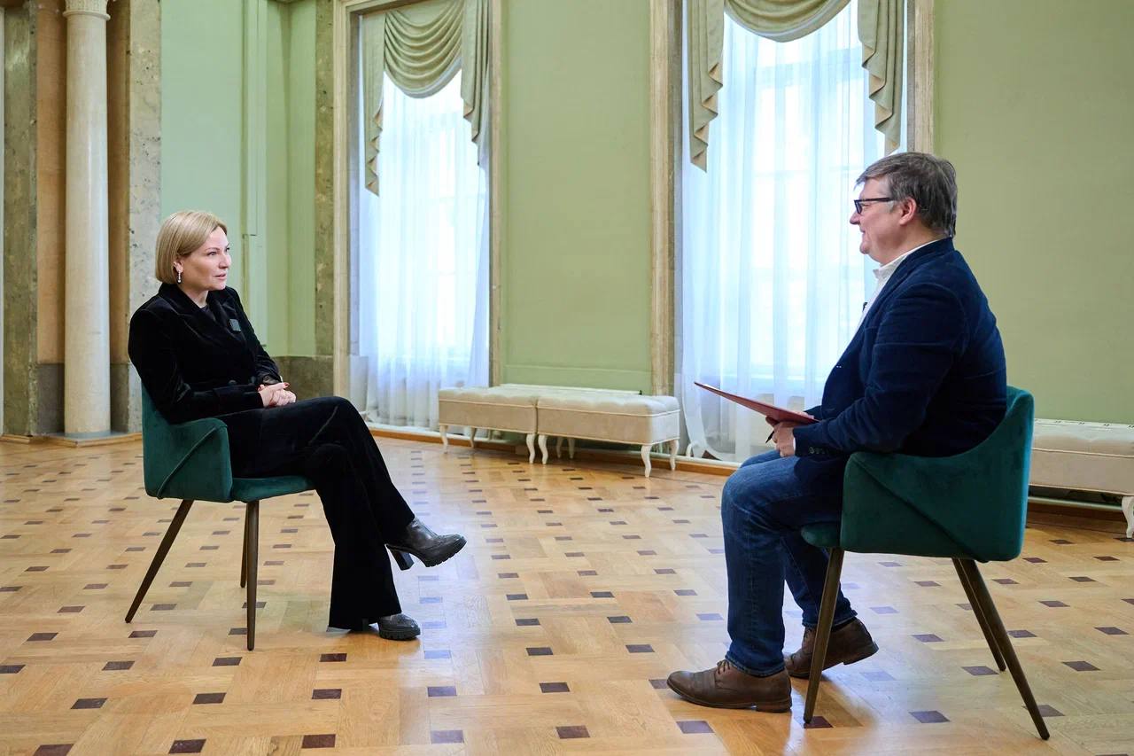 С коллегами из «Аргументов и Фактов» пообщались о новинках отечественного кинопроката, «Бриллиантовой бабочке» и музейных блокбастерах