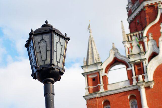  #ВЭтотДень 5 января 295 лет назад в Москве зажглись первые уличные фонари. 