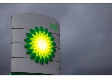 Reuters: BP откажется от целей в области ВИЭ и вернется к ископаемому топливу