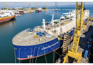 В этом году Россия получит первый СПГ-газовоз ледового класса