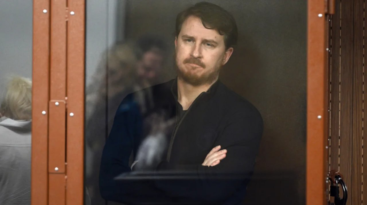 У бывшего мэра Сочи хотят конфисковать активы на 1,6 млрд рублей. У бывшего мэра Сочи хотят конфисковать активы на 1,6 млрд рублей.