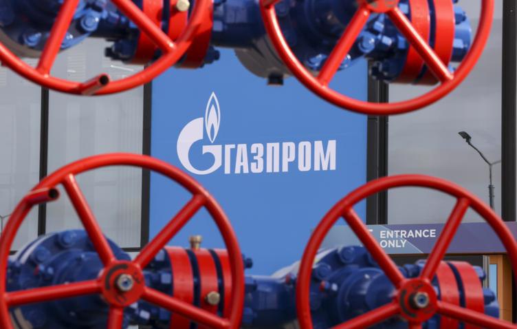 Чистый убыток Газпрома снизился до 170 млрд рублей