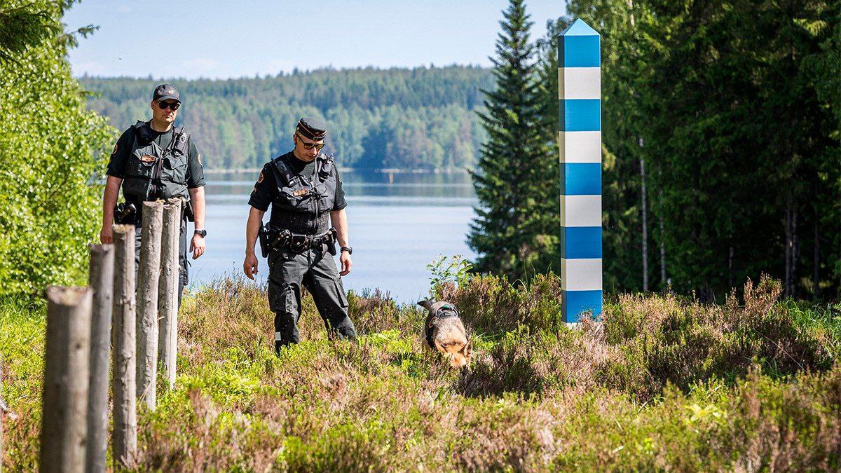 Закрытие границы с Россией нанесло «сокрушительный» удар по экономике приграничных регионов Финляндии, таких как Южная Карелия, передает Bloomberg. Закрытие границы с Россией нанесло «сокрушительный» удар по экономике приграничных регионов Финляндии, таких как Южная Карелия, передает Bloomberg.