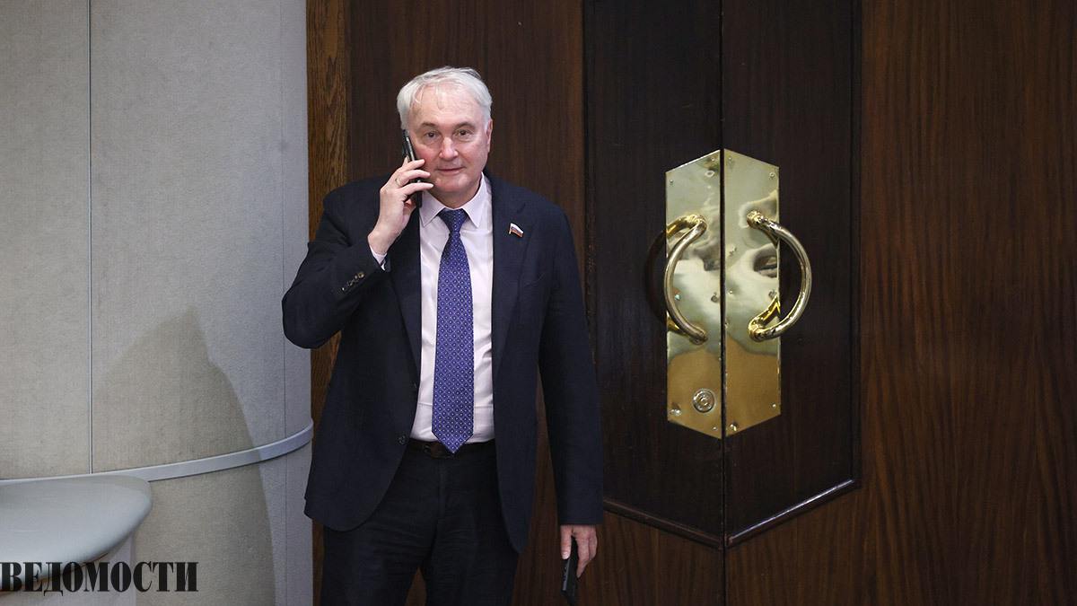  Главу комитета Госдумы по обороне Андрея Картаполова «Единая Россия»