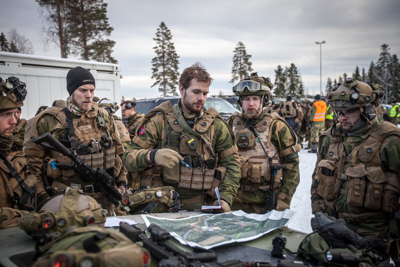 Помощь Украине оставила норвежских военнослужащих без штанов 