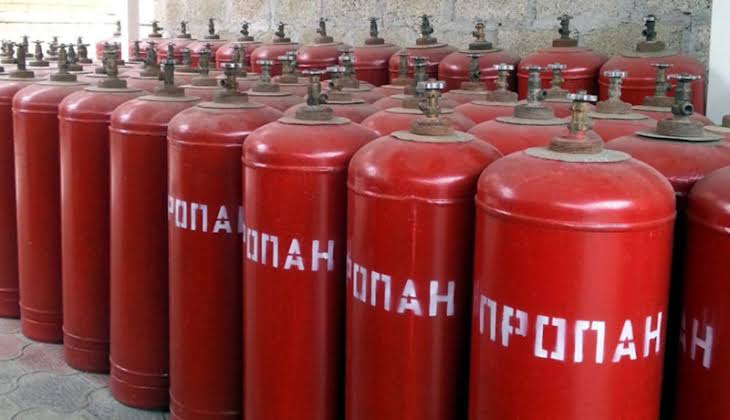 Власти Крыма сообщили о бесплатной выдаче баллонного газа для населения