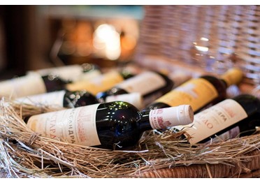Правительство предлагает ограничить допуск импортного вина к госзакупкам